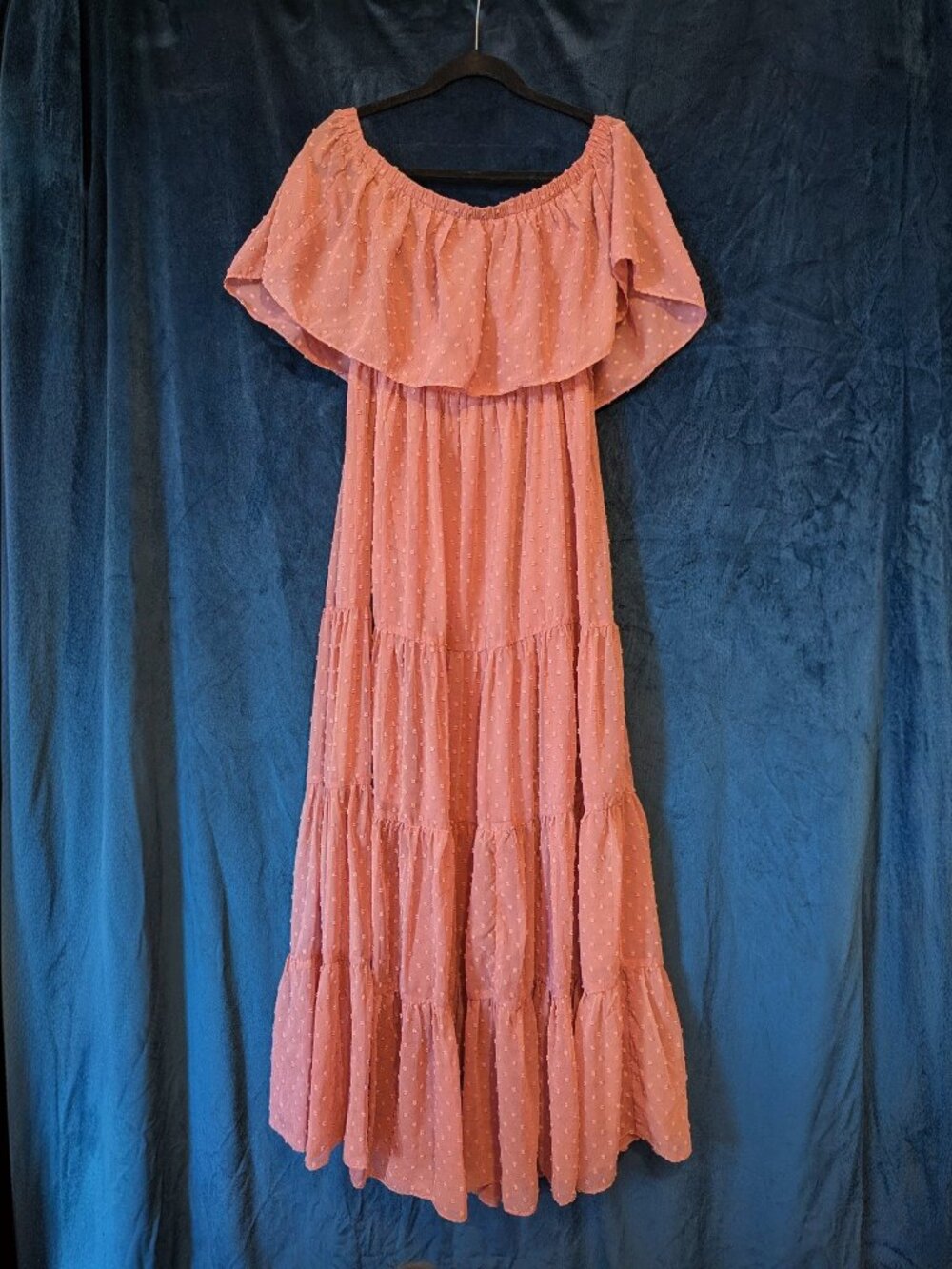 NWT - Baltic Born Swiss Dot Off-the-Shoulder Maxi Dress in Mauve - Picture 6 of 6